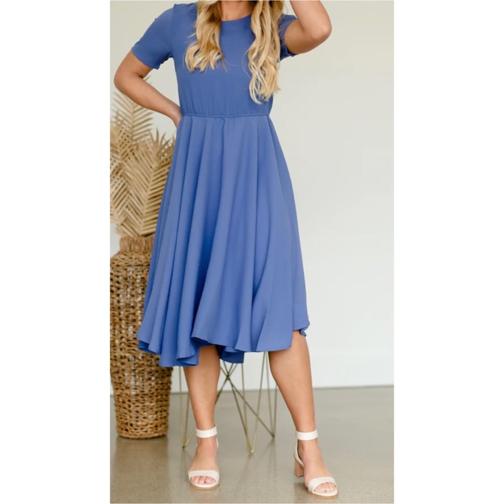 Cornflower Flowy Midi Dress